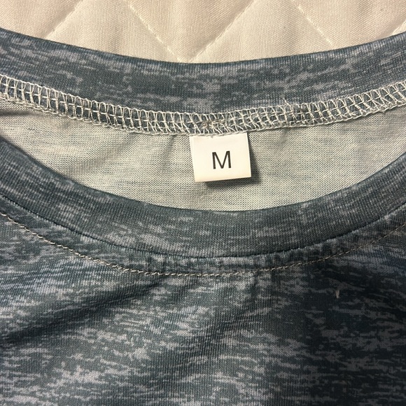 MNLYBABY It's Fine I'm Fine Everything Is Fine shirt Women - Picture 2 of 3